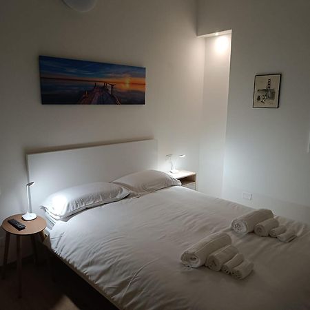 La Casa Di Luca/Fiera E Stazione/Aria Condizionata Leilighet Bologna Eksteriør bilde